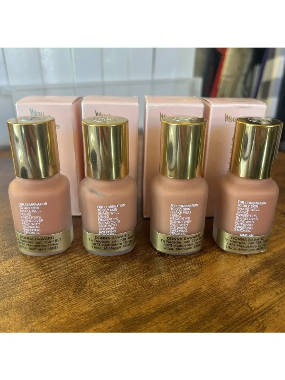 Vintage Mary Kay Day Radiance Formula 2 Cinnamon 1 fl oz Set of 4 NEW Old Stock